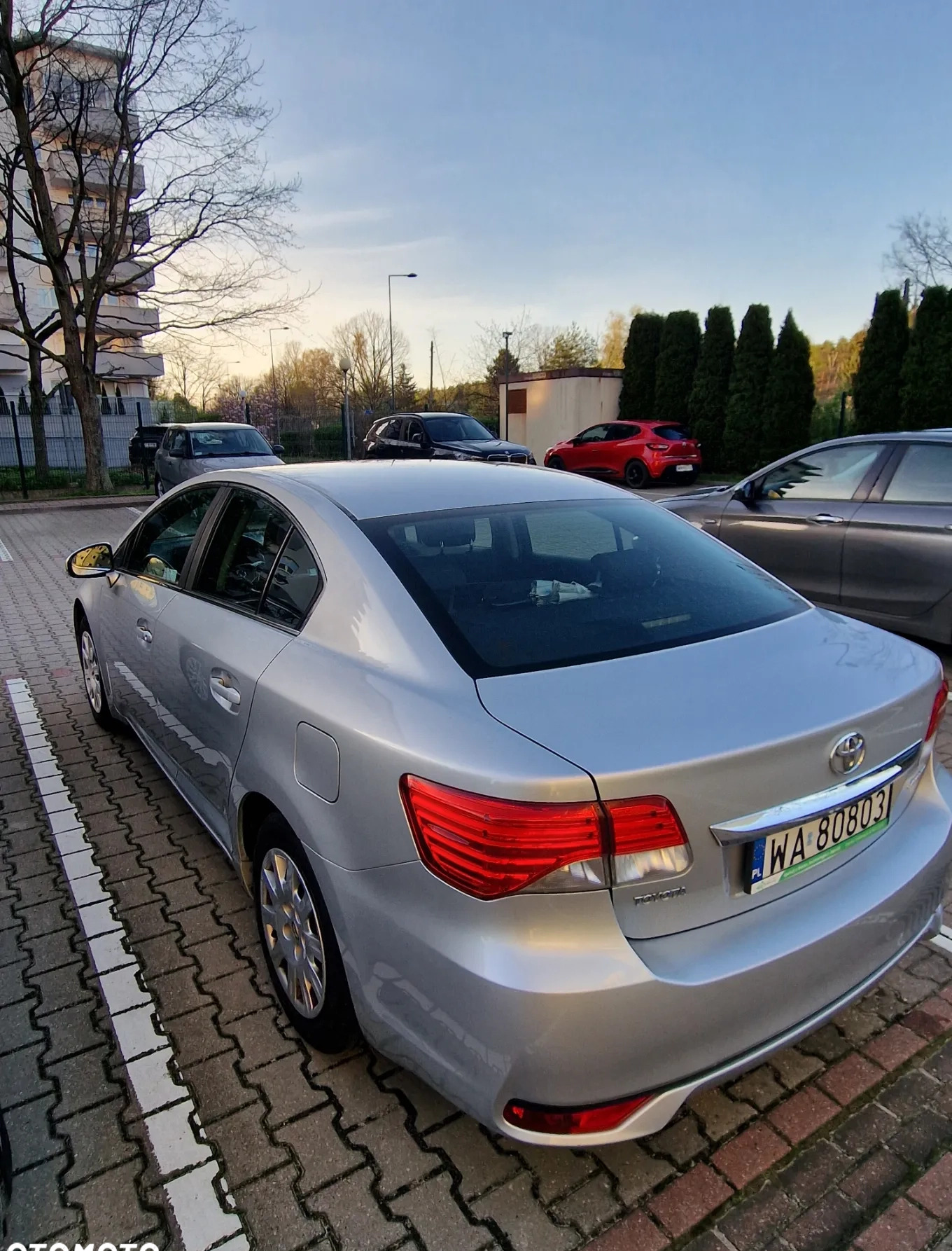 Toyota Avensis cena 42000 przebieg: 164600, rok produkcji 2013 z Warszawa małe 254
